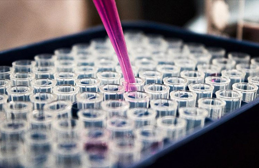 Uşak'ta iftarda bir araya gelen iki aileden 5 kişi korona virüse yakalandı