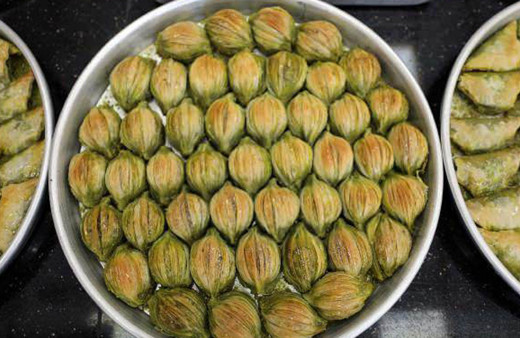 Baklava siparişleri rekor kırdı! Üreticiler taleplere yetişemiyor