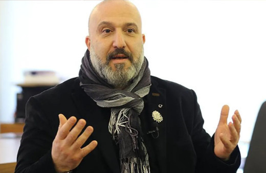 2. Abdülhamid'in torunu Osmanoğlu sosyal medyadan "Fitre, adak" topluyor