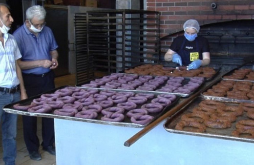 Ekmekten sonra şimdi de ‘mor simit' görücüye çıktı