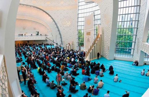 Almanya'da camiler haftaya açılıyor! Teravih ve Cuma da kılınacak