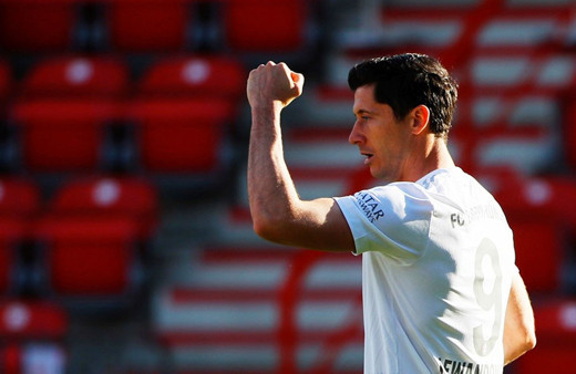 Bayern Münih kaldığı yerden devam etti