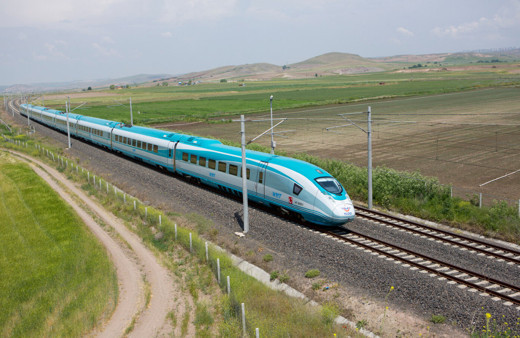 Bakan Karaismailoğlu Konya-Karaman hızlı tren hattının yıl sonu açılacağını açıkladı