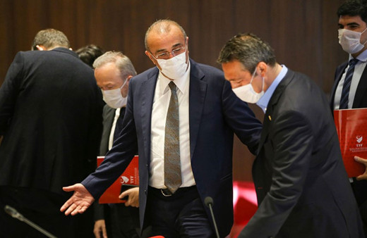 Galatasaray 8 yabancıya karşı