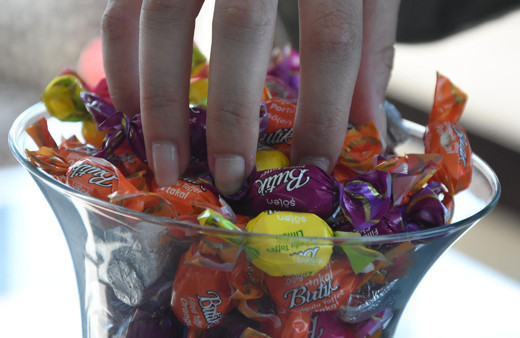 Bayram şekerleri koronavirüsü yayabilir Dr. Rodoplu anlattı