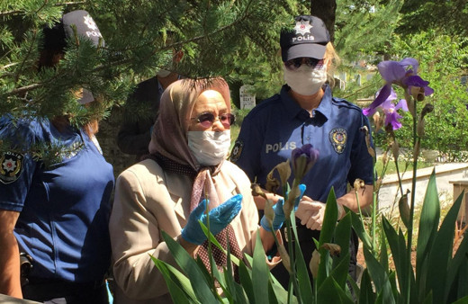 Şehit annesinin dileğini polis evlatları yerine getirdi