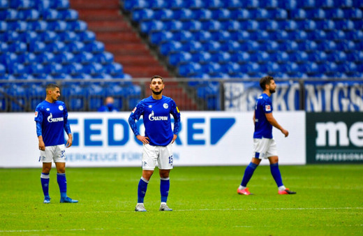 Augsburg Schalke 04'ü darmadağın etti