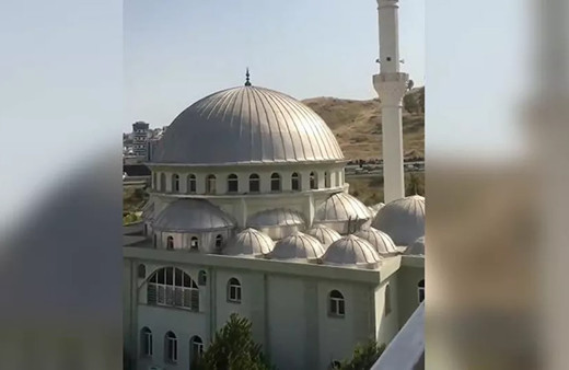 Camilerde 'Çav Bella' provokasyonu! Olayı 30 kişilik özel ekip araştırıyor