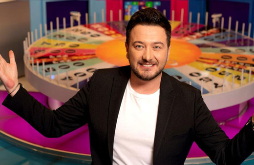 Kanal D Çarkıfelek sunucusu Onur Büyüktopçu : Bu bize tokat oldu