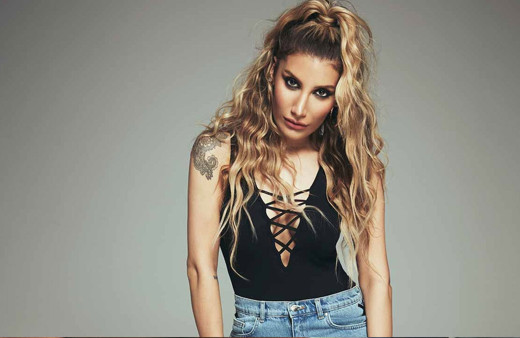 "10 milyon liram olsa müziği bırakırım" diyen İrem Derici'ye para yağdı