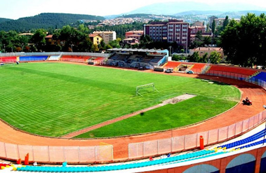 Kütahya'nın Emet ilçesinde cuma namazı statta kılınacak