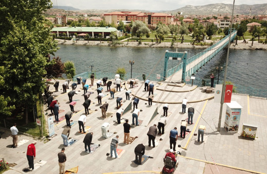 Cuma hutbesi 10 temmuz konusu nedir Diyanet