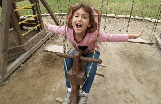 Bugün 18 yaş altı çocuklar saat kaçta dışarı çıkacak?