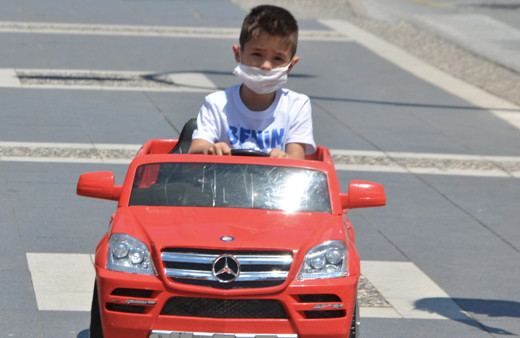 3 Haziran çocuklar dışarı çıkacak mı 0-14 yaş sokağa çıkma saatleri