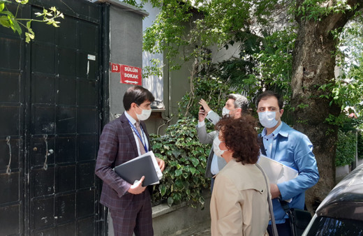 Soner Yalçın’ın villasına gelen Çevre ve Şehircilik Bakanlığı ekipleri kapıda kaldı