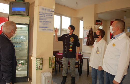 Tekirdağ'da kahveci astı müşterileri şaşkınlıkla okudu