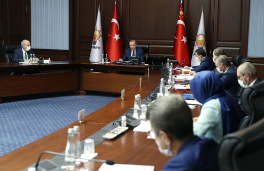 AK Parti Cumhurbaşkanlığı Hükümet Sistemi Seçim Mevzuatı Uyum Komisyonu kurdu