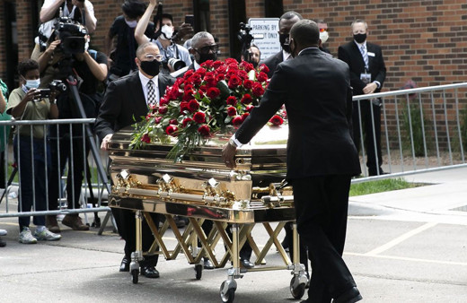 George Floyd için ilk cenaze töreni düzenlendi! Tabutun üzerindeki yazı dikkat çekti