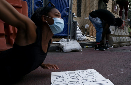 Amerikan halkının yüzde 80'ine göre ülke kontrolden çıktı