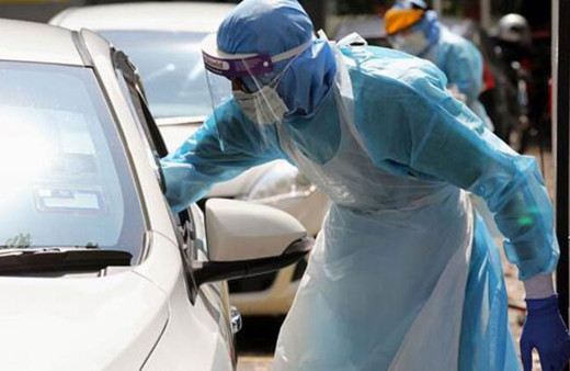 Fransa'da koronavirüs nedeniyle acil durum ilan edildi