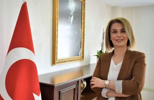 Çatalca Kaymakamı İnci Sezer Becel tek kadın vali olarak atandı