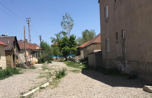 Yüksekova'da 2 sokak karantinaya alındı