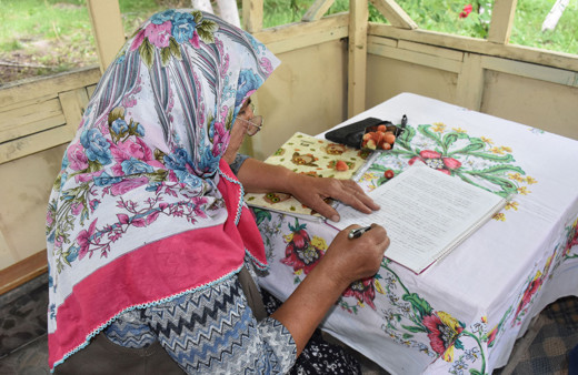 Sivas'ta 60'ında ilkokulu 63'ünde ortaokulu bitirdi 67 yaşında şiir kitabı çıkardı