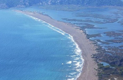 Bakan Murat Kurum'u Dalyan İztuzu'ndaki kirlilik isyan ettirdi