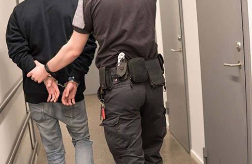 Yasa dışı suç örgütü kurmakla suçlanan 2 Türk Arjantin'de yakalandı