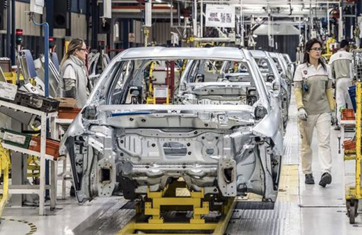 Sanayi üretimine koronavirüs darbesi! Üçte bir daraldı