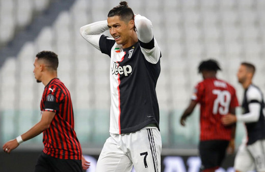 Juventus İtalya Kupası'nda finale yükseldi