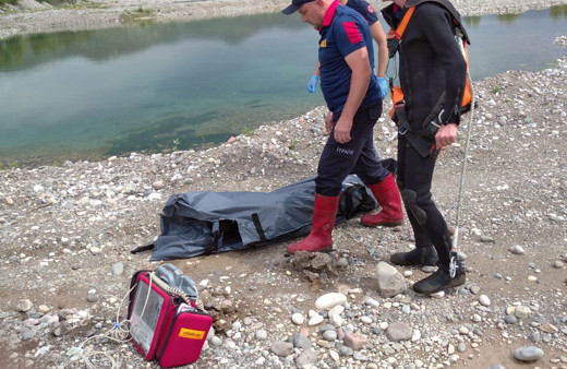 Serinlemek için girdiği Kelkit Çayı’nda boğuldu