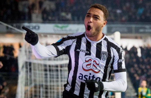 Fenerbahçe Hollanda'dan forvet getiriyor