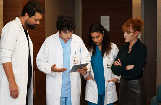 Özge Özder'den flaş açıklama FOX TV Mucize Doktor kadrosundan çıkarıldı