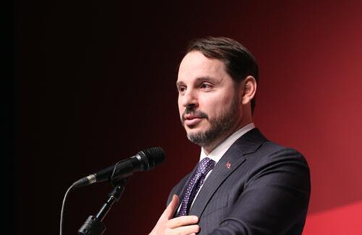 Berat Albayrak: Pandemiden 'en az etkilenecek 3’üncü ülkeyiz