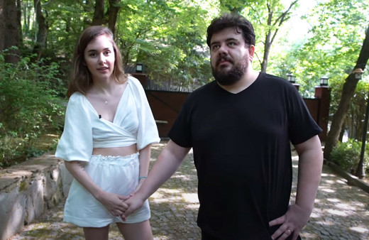 Eser Yenenler ve Berfu Yenenler'in olay ultra lüks yeni evi! Bahçesinde jakuzi bile var