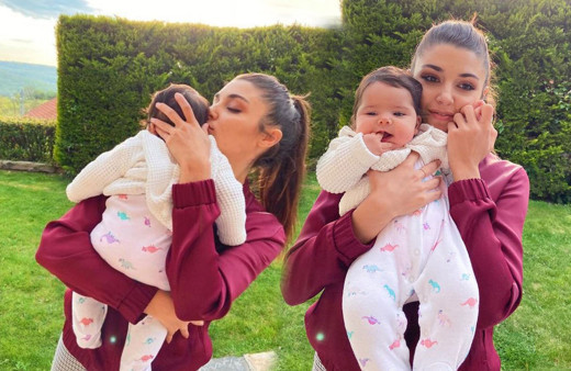 Hande Erçel yeğeni Mavi ile paylaştı kısa sürede binlerce beğeni aldı