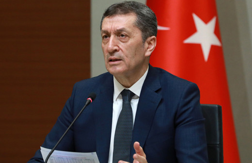 Milli Eğitim Bakanı Ziya Selçuk velilere seslendi: Canlı derslerin ekran görüntülerini paylaşmayın