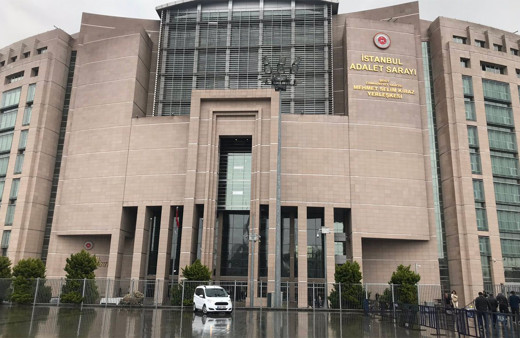 Çağlayan Adliyesi'nde koronavirüs karantinası! Mahkeme kapatıldı