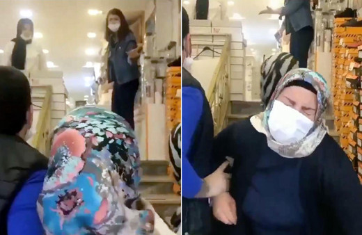 Annesini mağazanın merdivenlerinden iten kız ifadesinde her şeyi anlattı