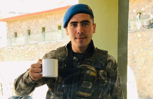 Teröristlerle çıkan çatışmada bir asker şehit oldu
