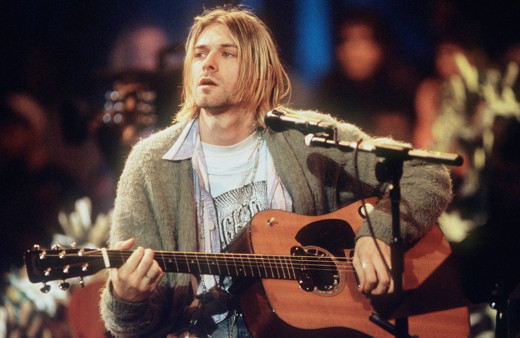 Kurt Cobain’in gitarı rekor fiyat! 6 milyon dolara alıcı buldu