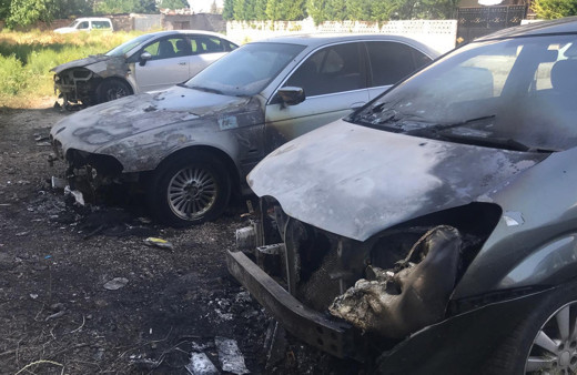 Konya'da vatandaşın etinden tırnağından arttırdığı otomobillere göz diktiler