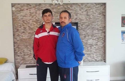 Ordu'da 20 yaşındaki gence kene yapıştı bacağında böyle görüntülendi