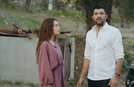 Star TV Sefirin Kızı sezon finali yaptı! Sancar'ın vurulduğu sahne damga vurdu