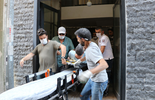 Polis kılığında 800 bin lira dolandırdılar