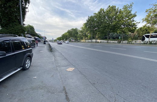 İstanbul'da bu bölge mıknatıs gibi kaza çekiyor esnafın 'İnsanların hayatıyla oynanmasın' isyanı