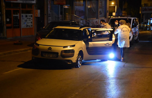 İzmir'de 31 suçtan aranan suç makinesi böyle yakalandı polise de ateş açtı