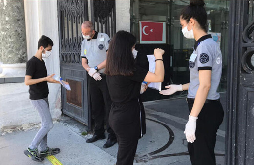 Aman dikkat! YKS'nin ikinci oturumu AYT başlıyor sokağa çıkmak yasak