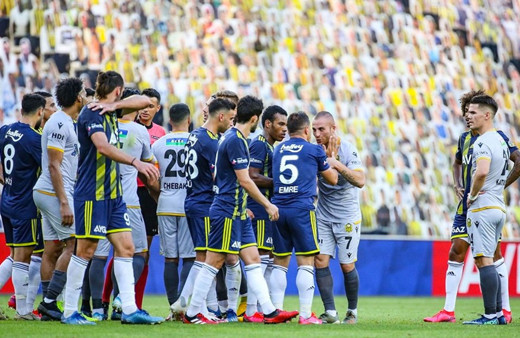 Emre Belözoğlu'nun Gökhan Töre itirafı kızdırdı: Sırtımıza alıp dolaştırırdık